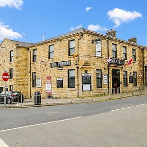 Oyo Castle Hotel, Accrington